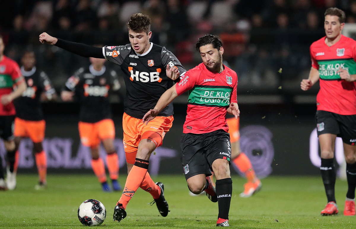 级背后的关 级背后的关