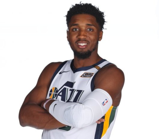 他贡献了4 他贡献了4