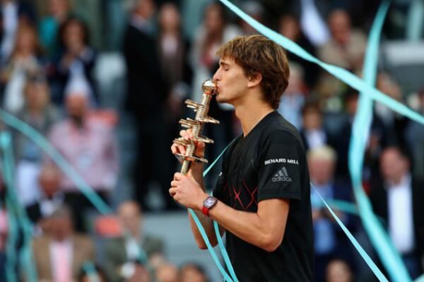 一步步地提 一步步地提